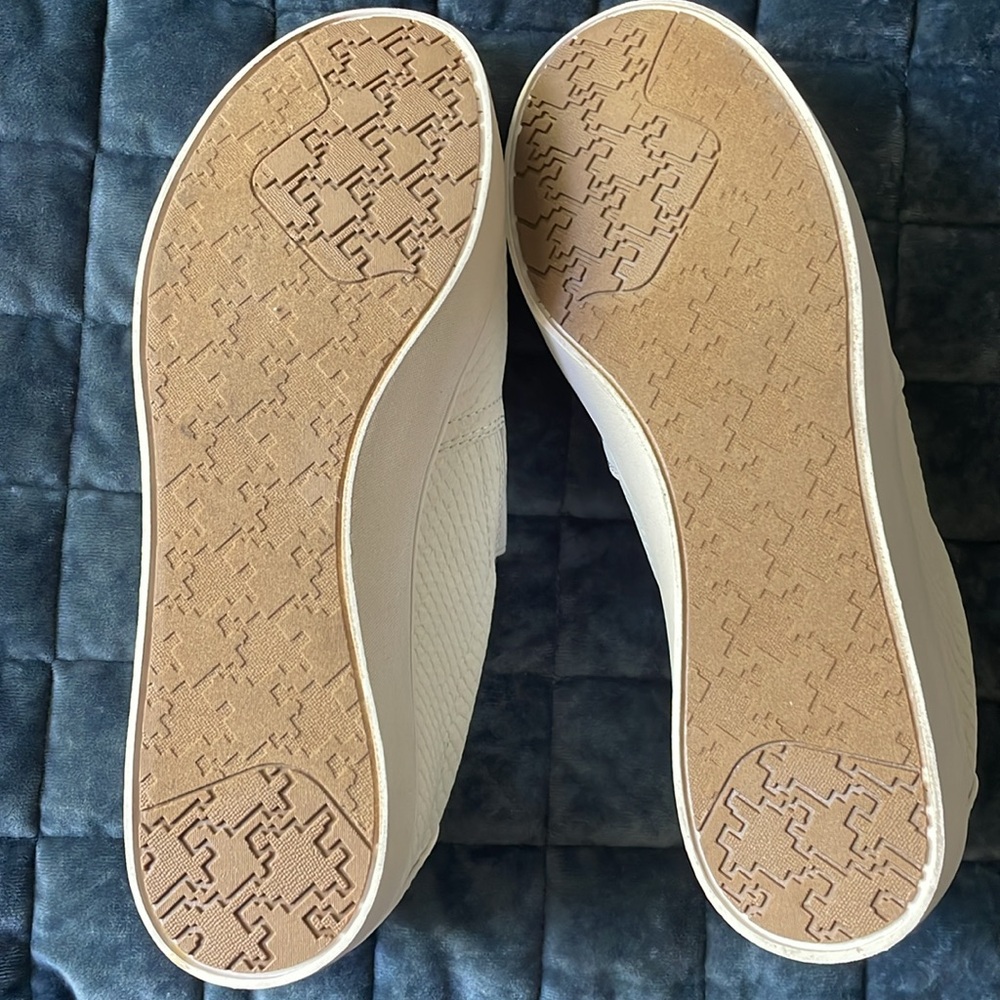Dr. Scholl’s White Madison Slip-On Shoe - Picture 13 of 16